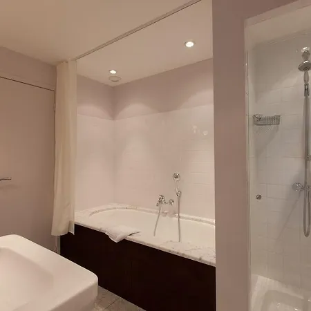 Hotel Le Y