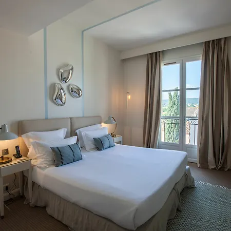 Hotel Le Y