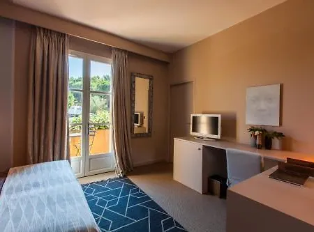 Le Y Hotel Saint-Tropez