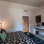 Le Y