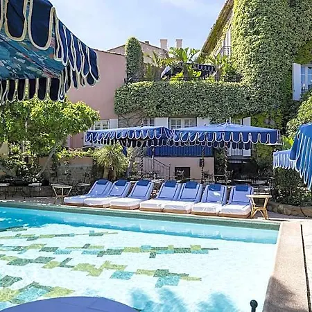 Hotel Le Y 4*