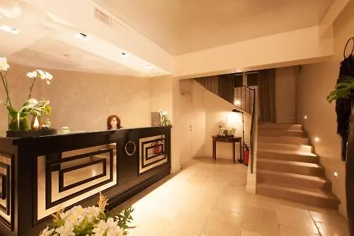 Le Y Otel Saint-Tropez